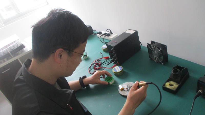 PCB welding process for electronic brake control components at Nittanya Auto