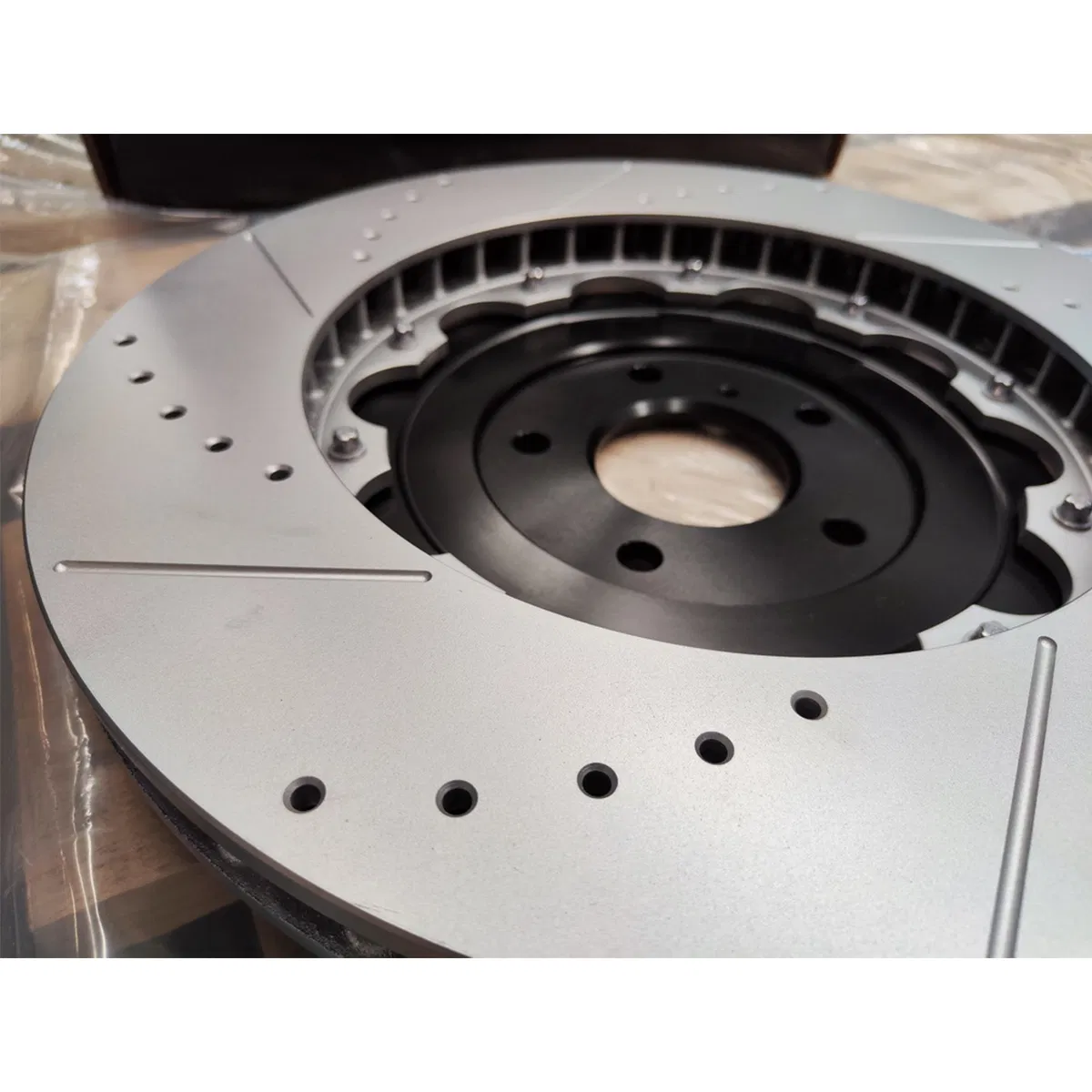 Light Weight Floating Brake Disc Brake Rotor 26700fj000 Ventilated Drilled and Slotted for Subaru Impreza Forester Legarcy