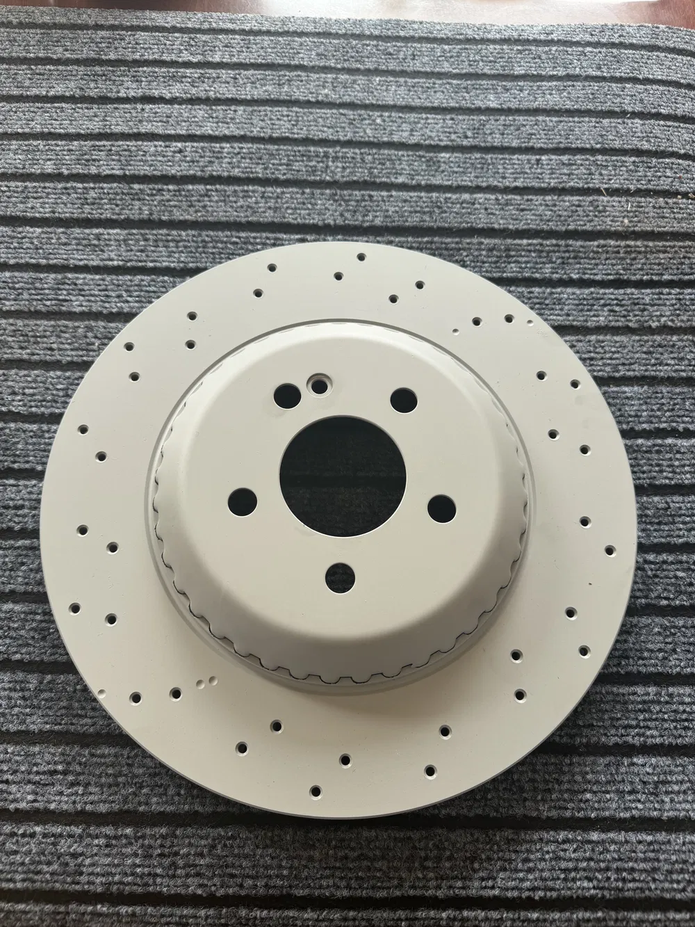 Wholesaler Distributor B2b Auto Drilled Andslotted Brake Disc Rotor for 65 Mustang 2003 Audi A4 B6 VW Golf 5 R32 Renault Dacia Logan