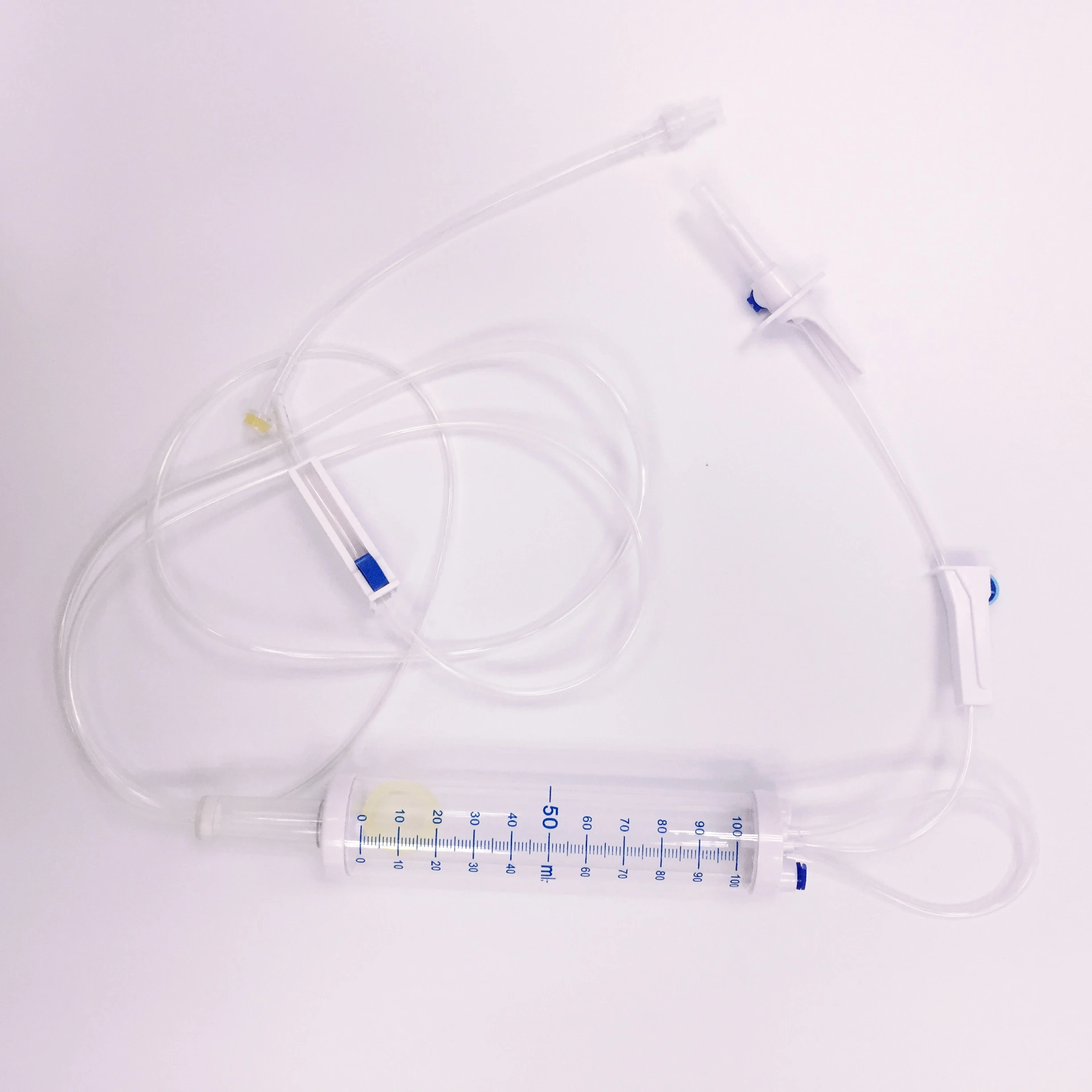 Conjunto de Infusión IV Pediátrico Quirúrgico con Bureta 100ml