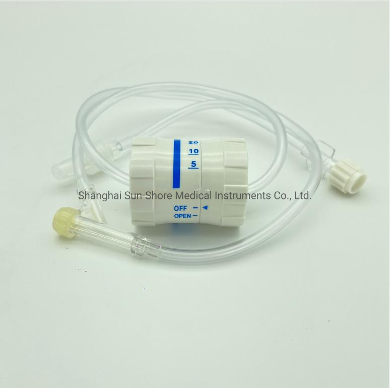 Conjunto de línea de extensión con regulador de flujo de fluidos intravenosos desechable