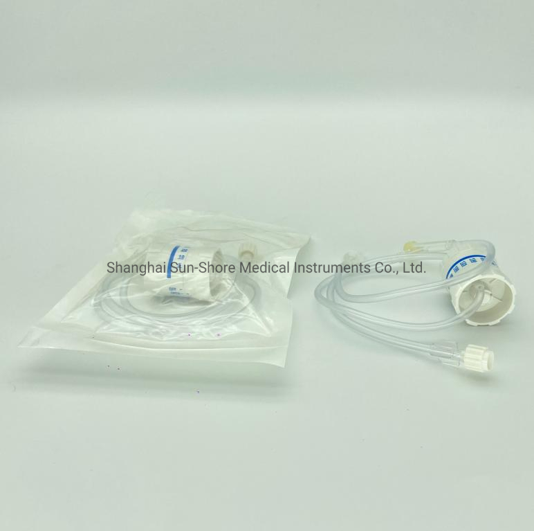 Conjunto de línea de extensión con regulador de flujo de fluidos intravenosos desechable