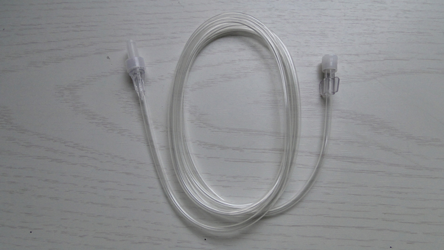 Tubo de extensión con regulador de flujo, juego de infusión con regulador de flujo, juego de IV desechable