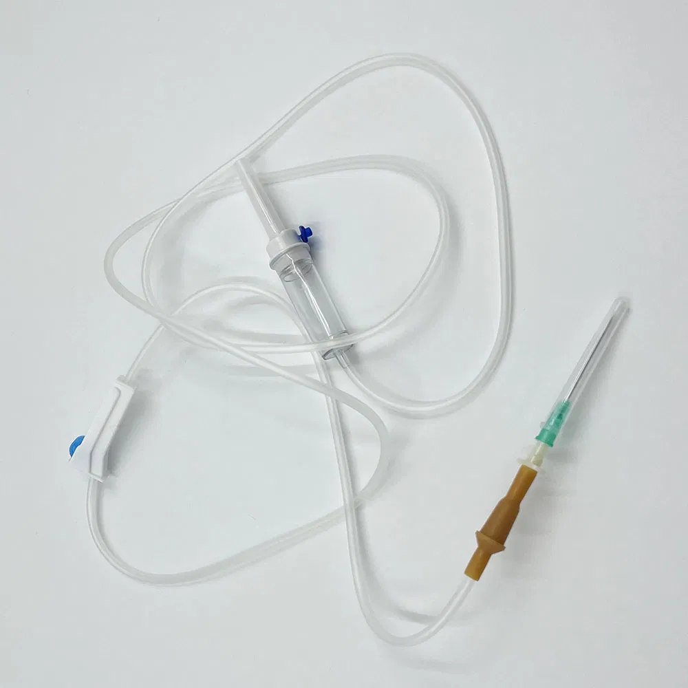 Buen set de infusión de alta precisión y buena seguridad con regulador micro, aguja mariposa deslizante, vena escalpiana, soluset