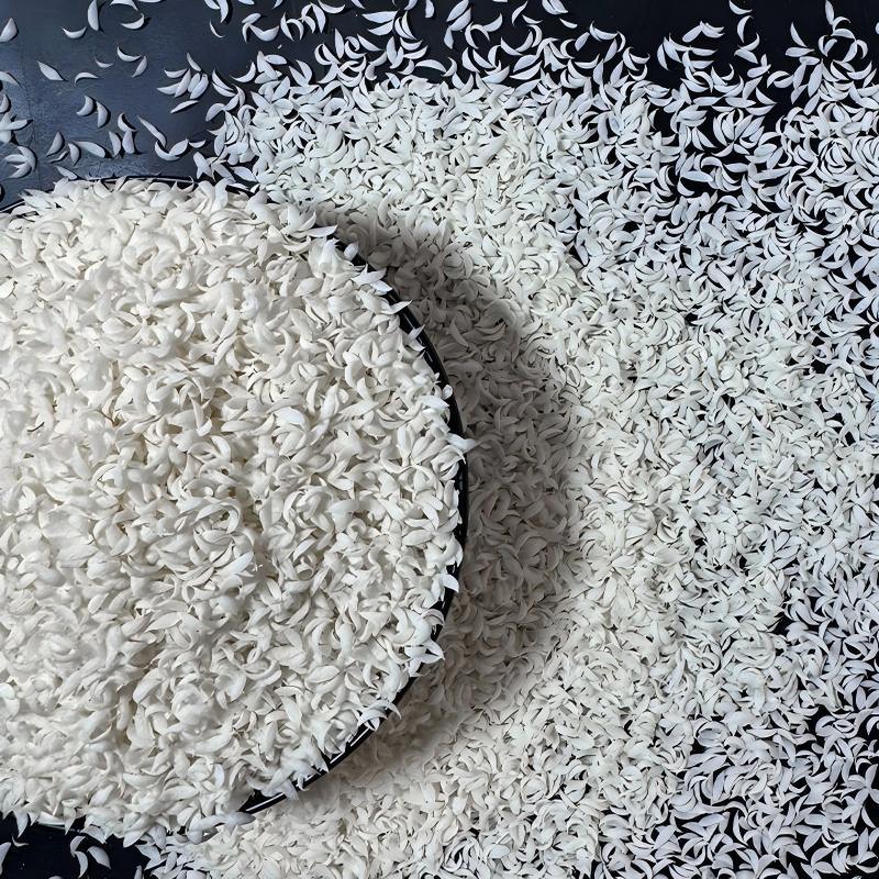 Japanese-style white breadcrumbs, 10kg large bags, for commercial use, boneless chicken strips, catering chain coating, fluffy snowflake breadcrumbs manufacturer.