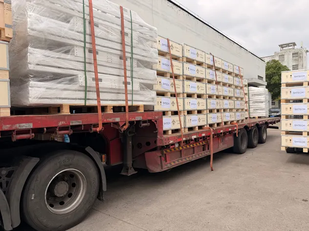 Gabinete listo para transporte