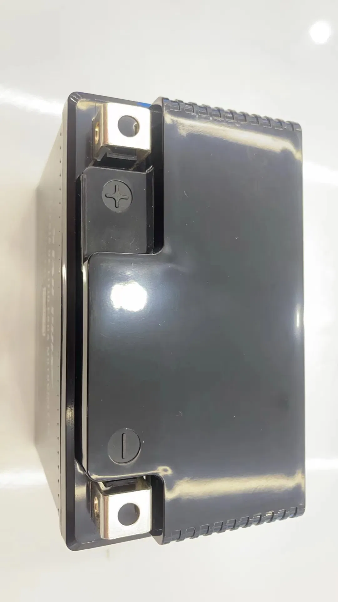 Batería de Litio Personalizada 12V 7ah 10ah 12ah para Arranque de Motocicleta/Almacenamiento de UPS Luz Solar de Calle