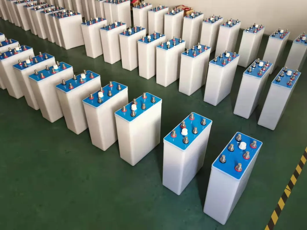 Embalaje de baterías en caja de madera contrachapada