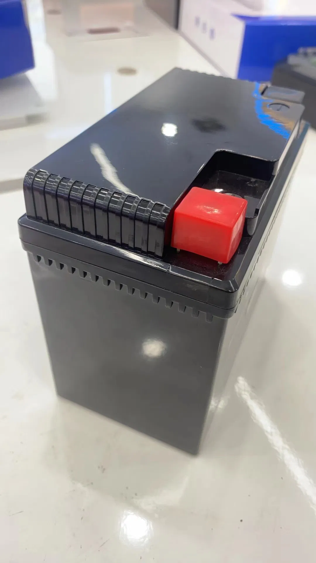 Batería de Litio Personalizada 12V 7ah 10ah 12ah para Arranque de Motocicleta/Almacenamiento de UPS Luz Solar de Calle