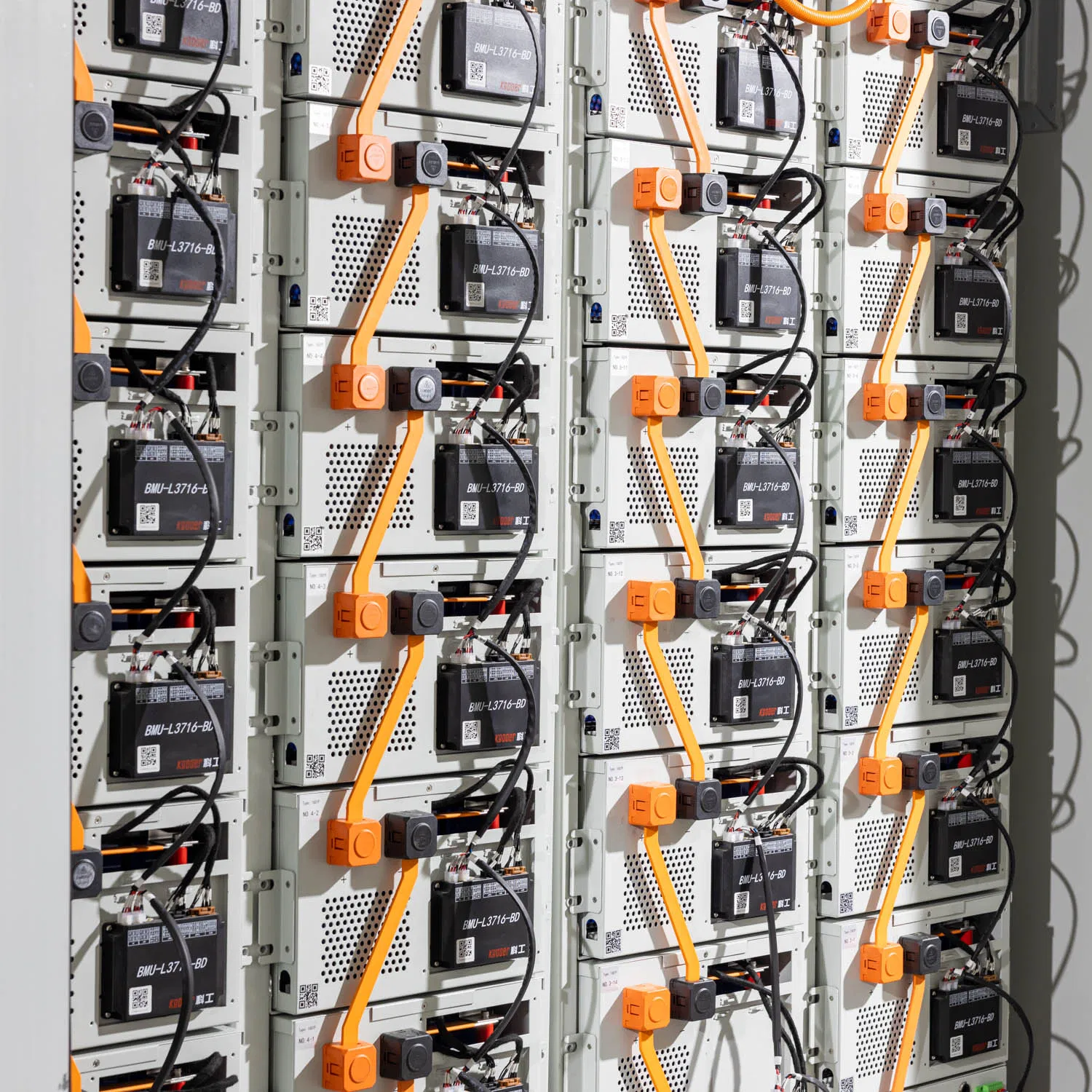 20FT Precio del Contenedor de Almacenamiento de Baterías Solares Bess para Sistema de Almacenamiento de Energía para Reducción de Picos Comerciales