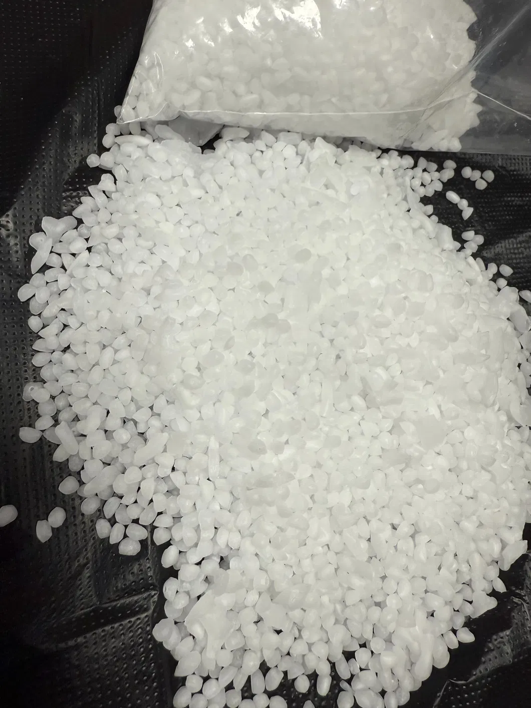 Cetearyl Alcohol Description