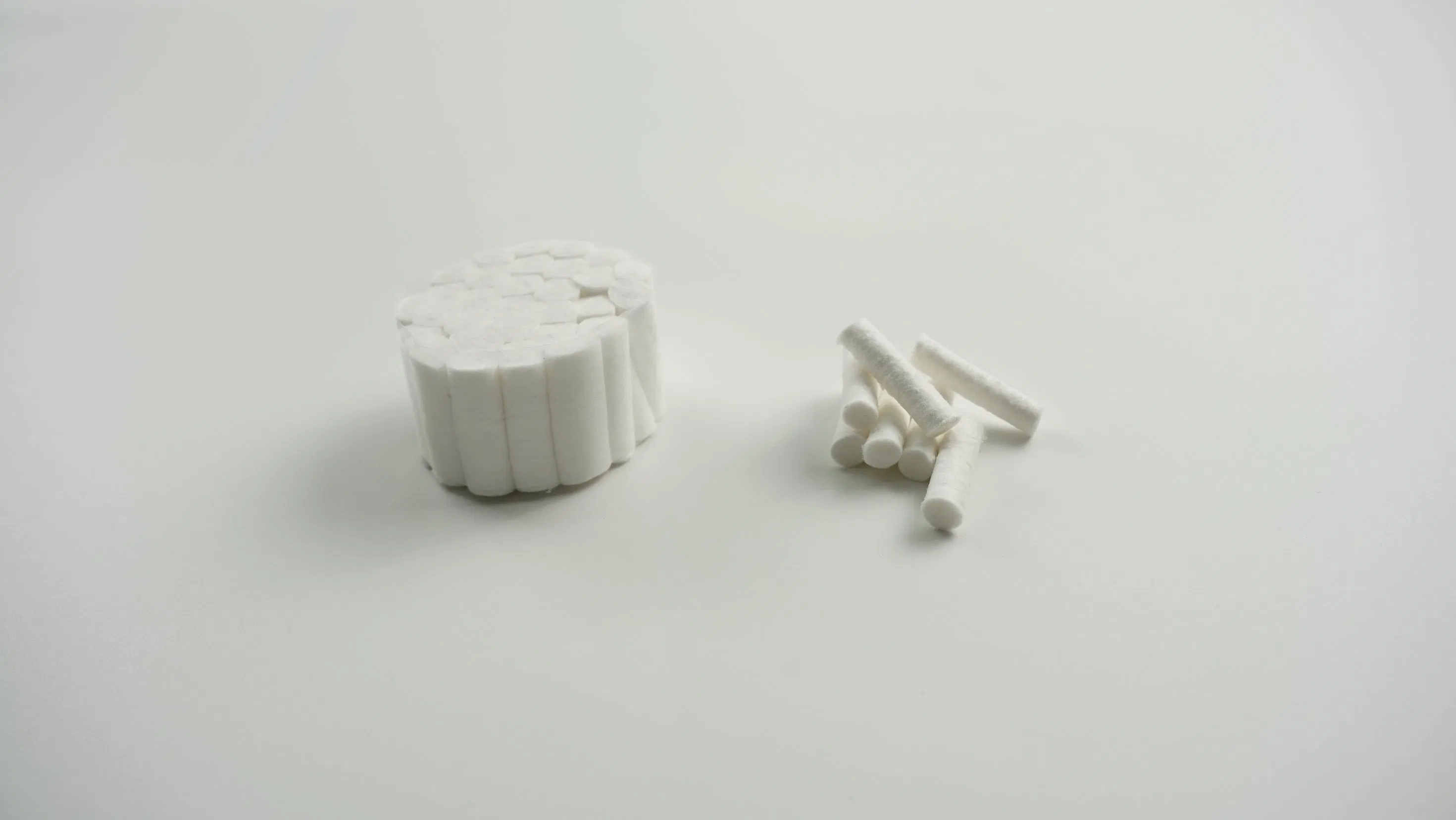 Disposable Consumable Cotton Rolls Quick-Absorbing Sterile Dental Cotton Rolls