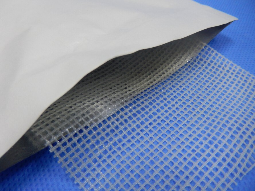 High Quality Wholesale Supply Non-Adherent, Non Allergenic 10cm Burn Paraffin Gauze Dressing
