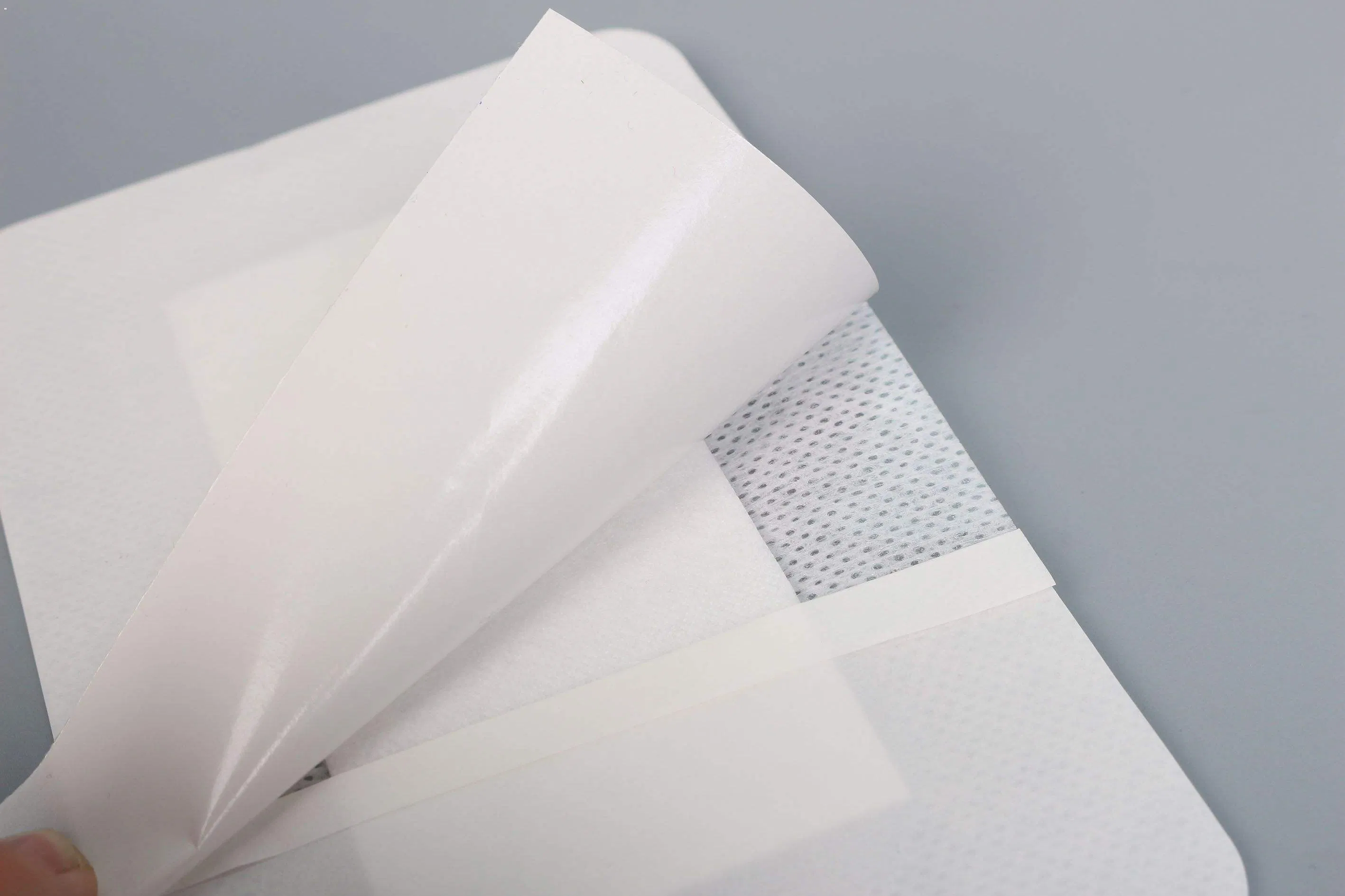 Self Adhesive Wound Dressing with Non Woven Material for Medical Wound Using