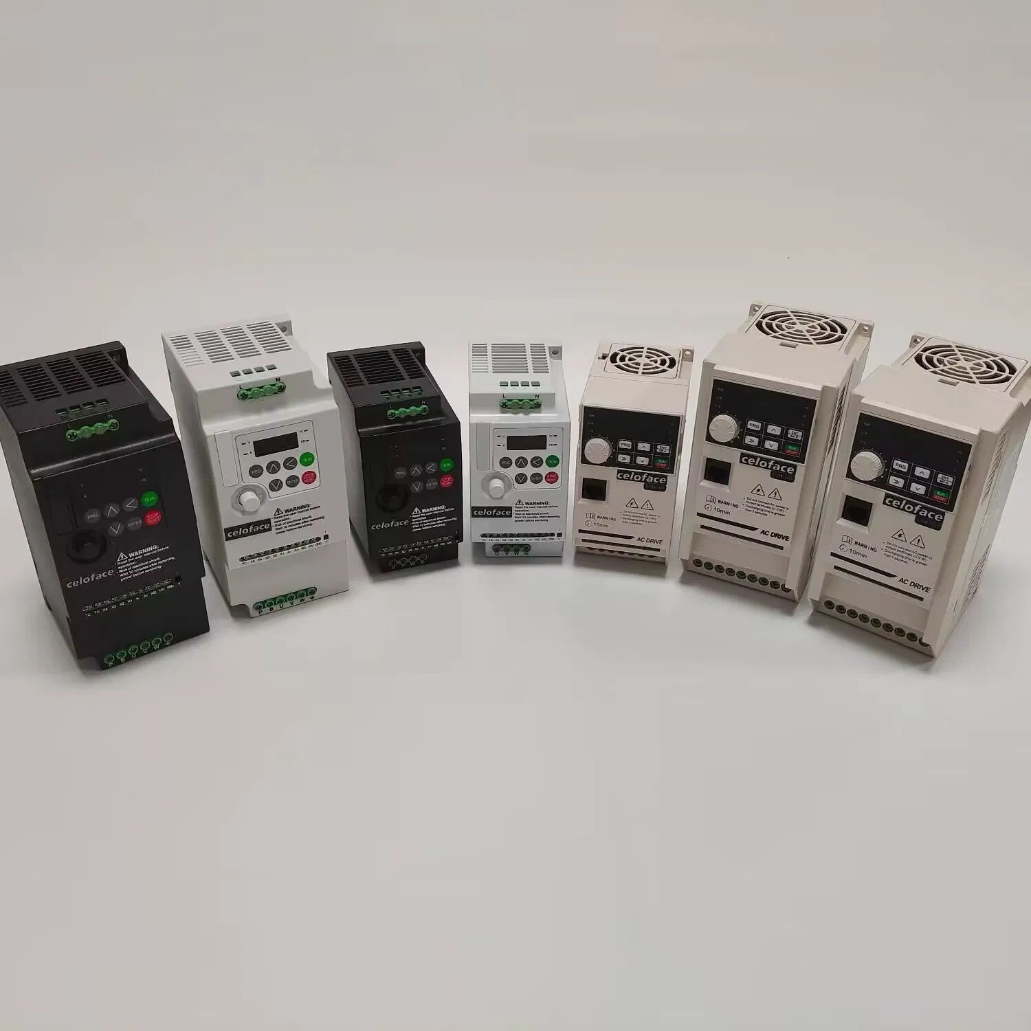 Solar Water Pump Inverter AC and DC Voltage VFD for Irrigation