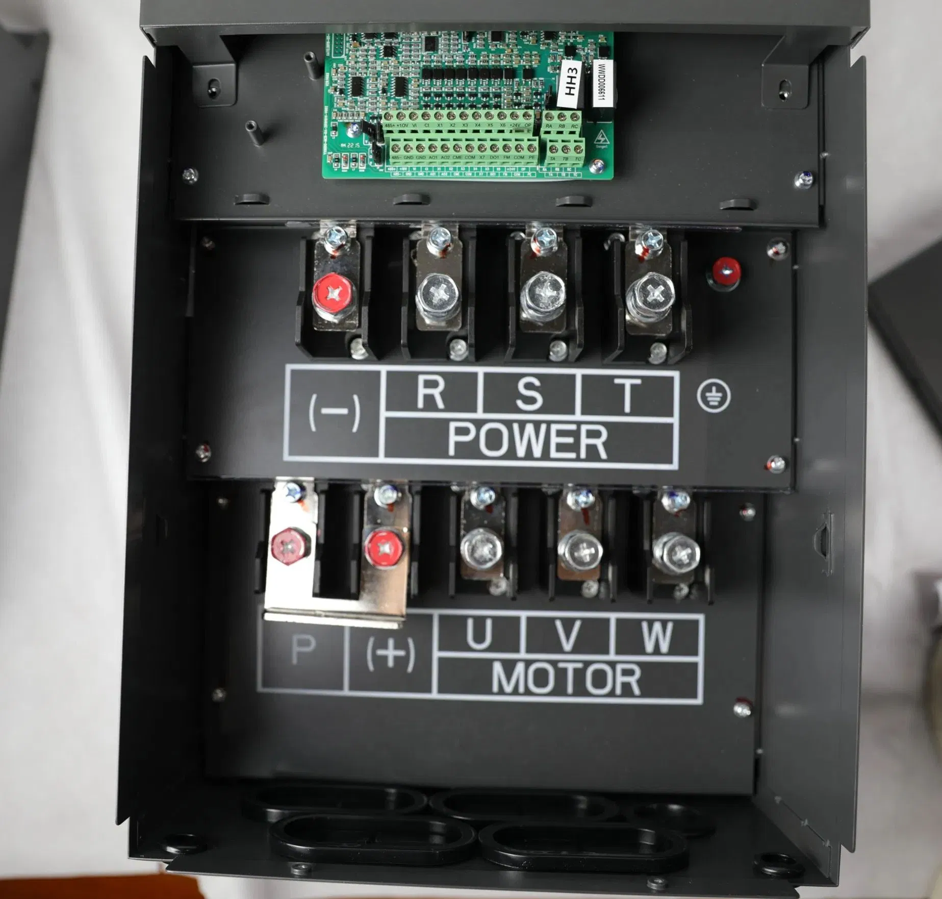 Yuanshin General Purpose Frequency Inverter AC Drive VFD VSD with Cheaper Price