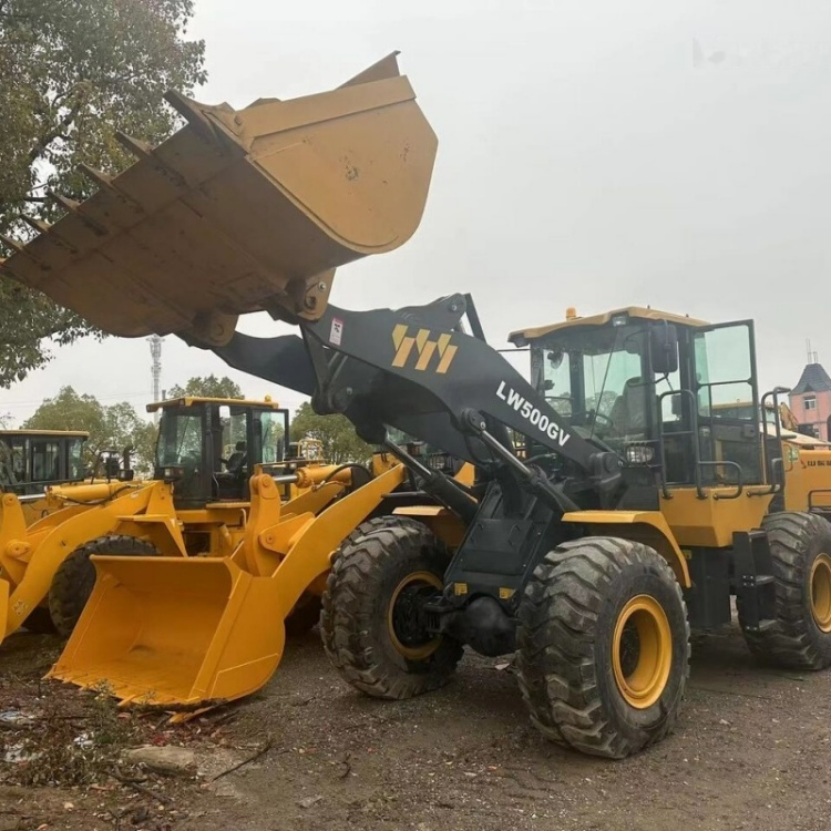 Used Wheel Loader with Lw500fn for Auto Factory Feeding Precise Material Placement Low-Vibe Engine and Maintenance Alerts