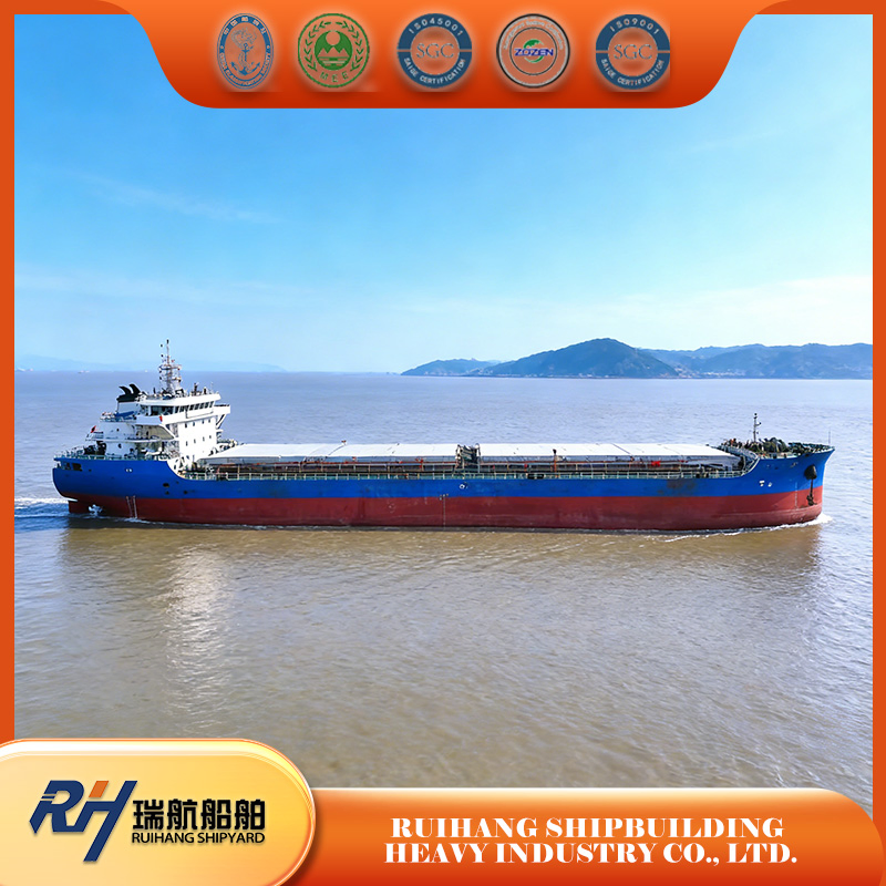 Multi-Modal River-Sea Bulk Carrier for High-Capacity Cargo Transport Across River and Sea