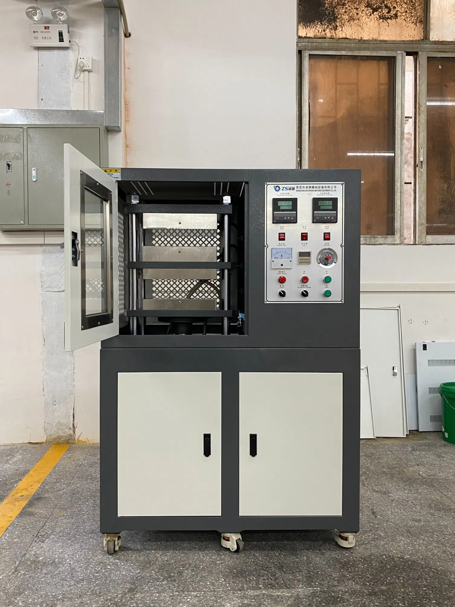 Versatile Vacuum Heat Press Machine for Rubber Processing Machinery