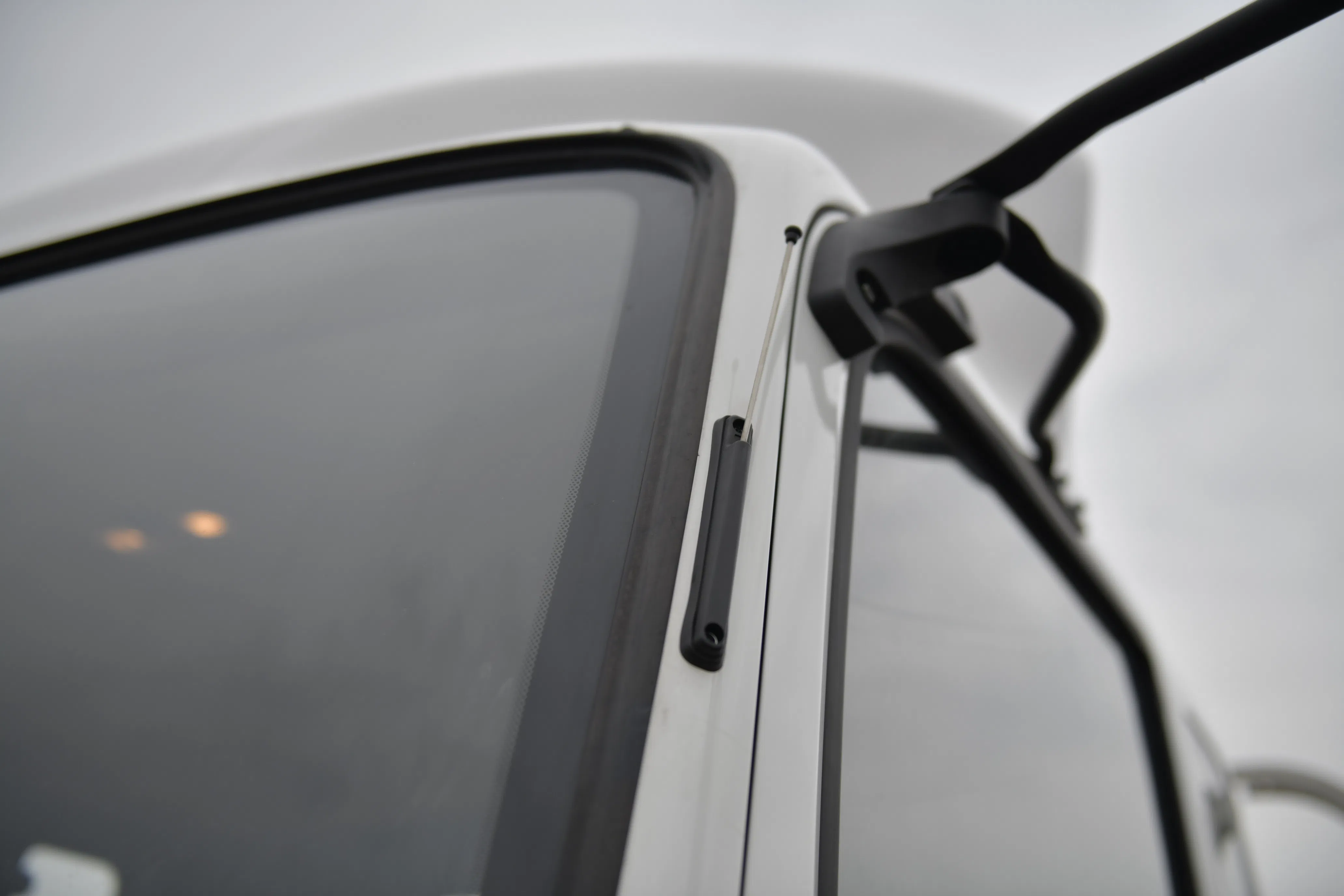 Efficient Cargo Solutions with Aumark S1 for Urban Delivery