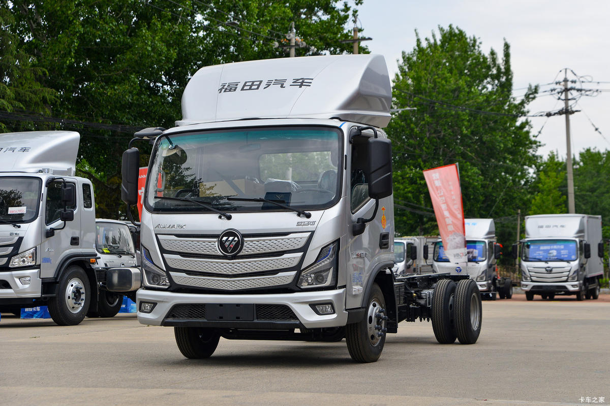 Urban Light Truck Solutions: Aumark S1 for Reliable Operations