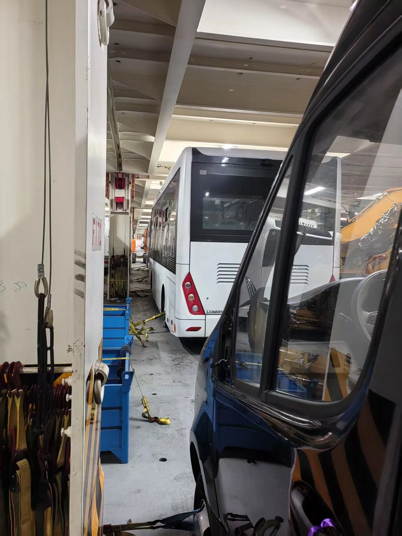 Asia to Latin America and Latin America RO-RO Service Bulk Equipment Vehicle Sea Freight Booking