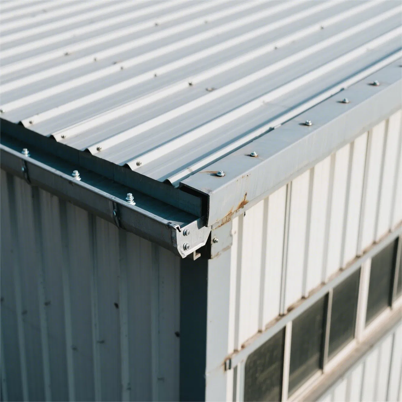 Galvanized Prefabricated Steel Structure Warehouse with ISO CE Certifications Anticorrosive Coating Suitable for Logistics Storage Manufacturing Raw Material