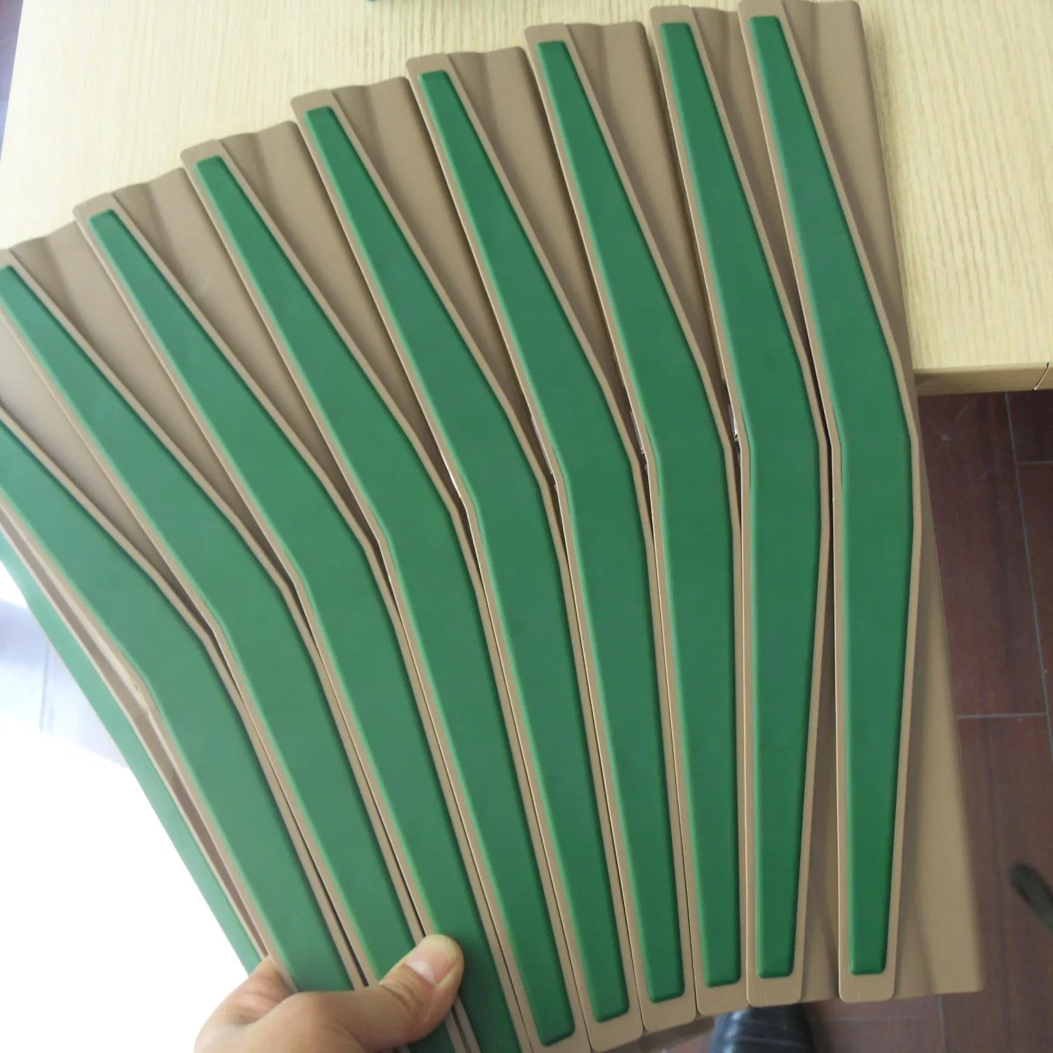 1873tw Low Friction Rubber Top Spiral Conveyor Chain