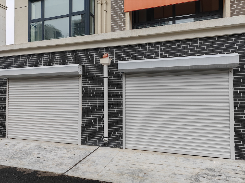 Roller Shutter 3