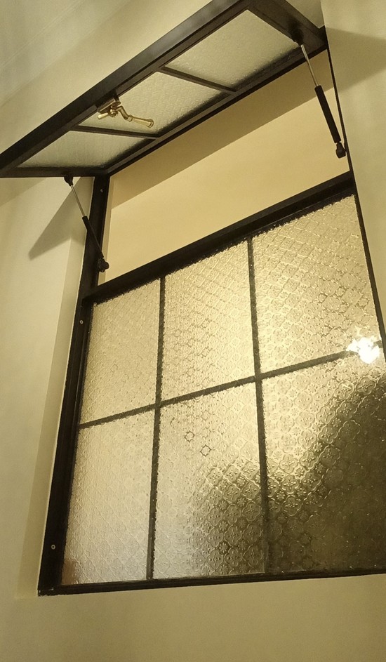 Custom Steel Awning Window Durable Waterproof Thermal Break Insulated Double Glazed Frame for Apartments Villas and Offices