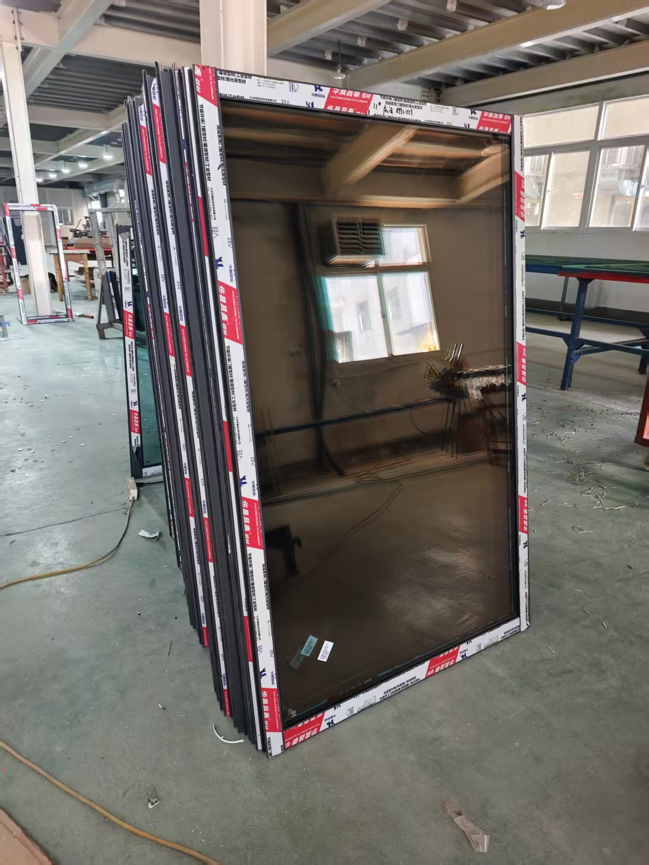 2.5mm Wall Thickness Thermal Insulation Keep Warm/Cold Modern 88 Series Lead-Free PVC Sliding Window UV Coating Horizontal