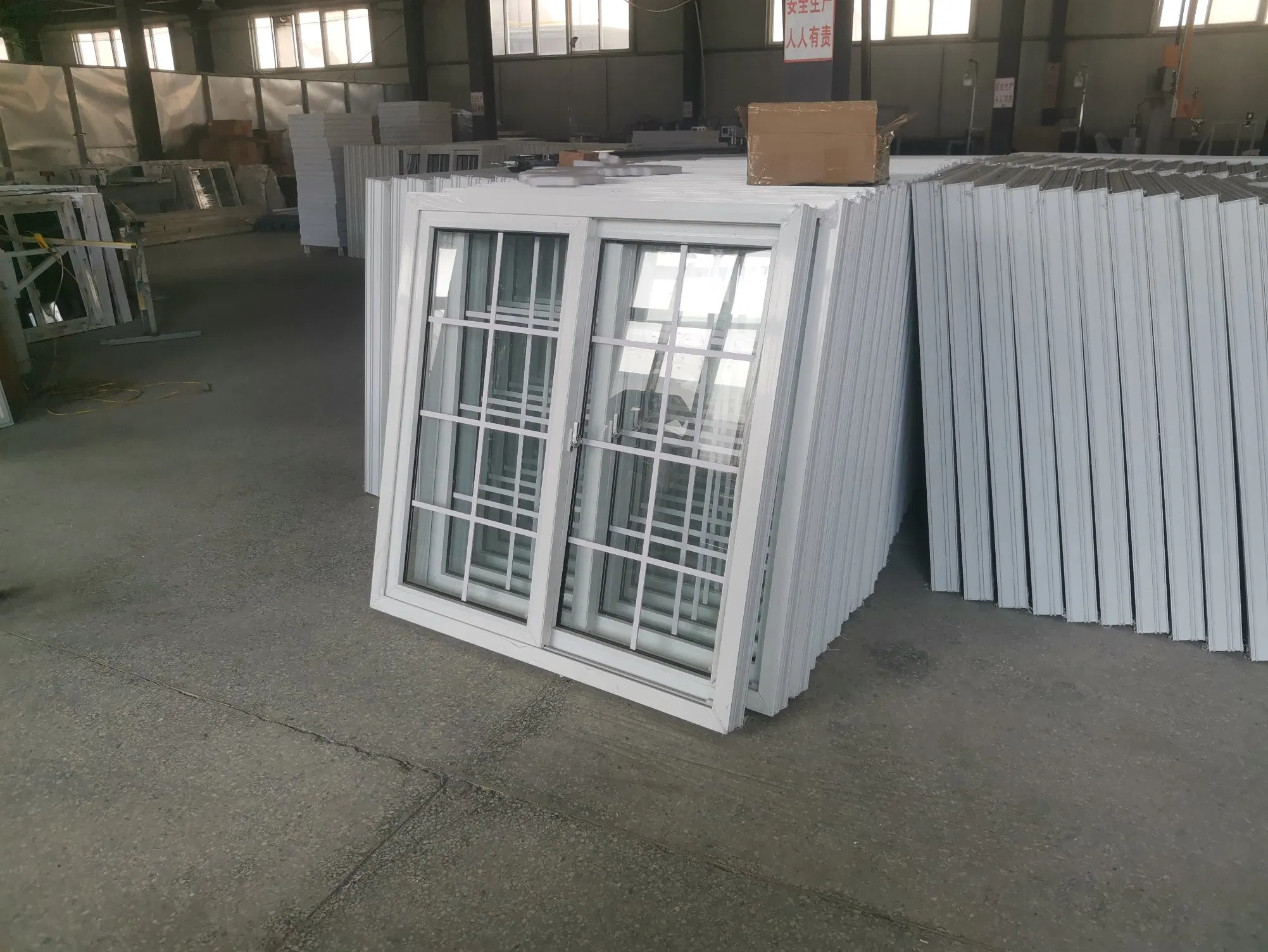 Simple Low Price UPVC Sliding Tinted Glass Window Vinyl Window for Residential