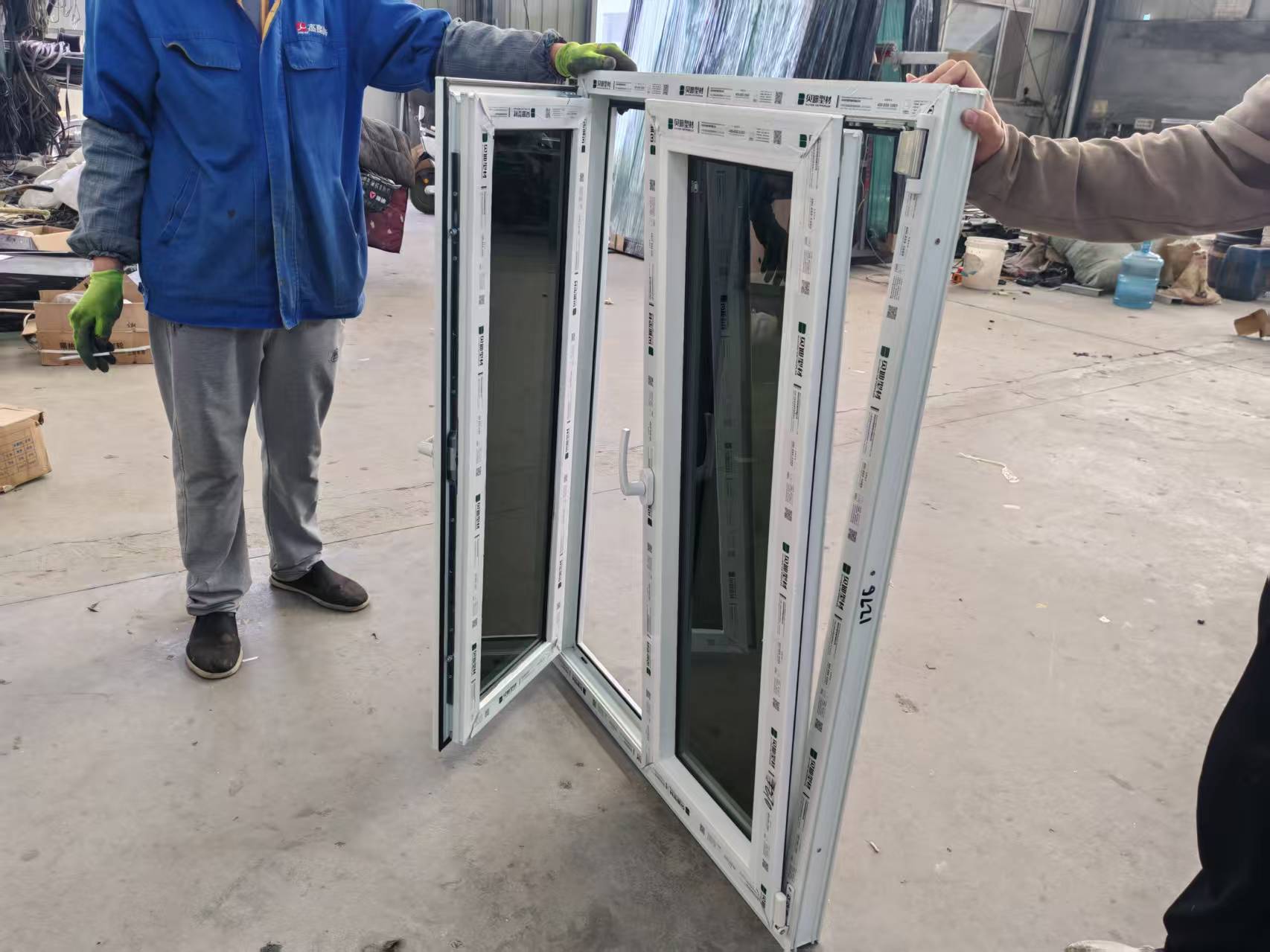 European Standard Hurricane Impact UPVC Tilt and Turn windows with Tinted Glass for Bahamas House