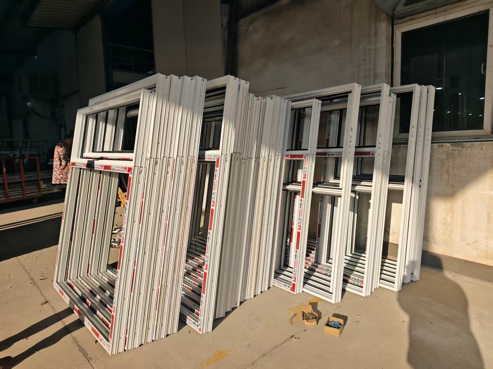 UPVC Sliding Window Modern Design Windproof Horizontal Opening Easy Operation for Apartment