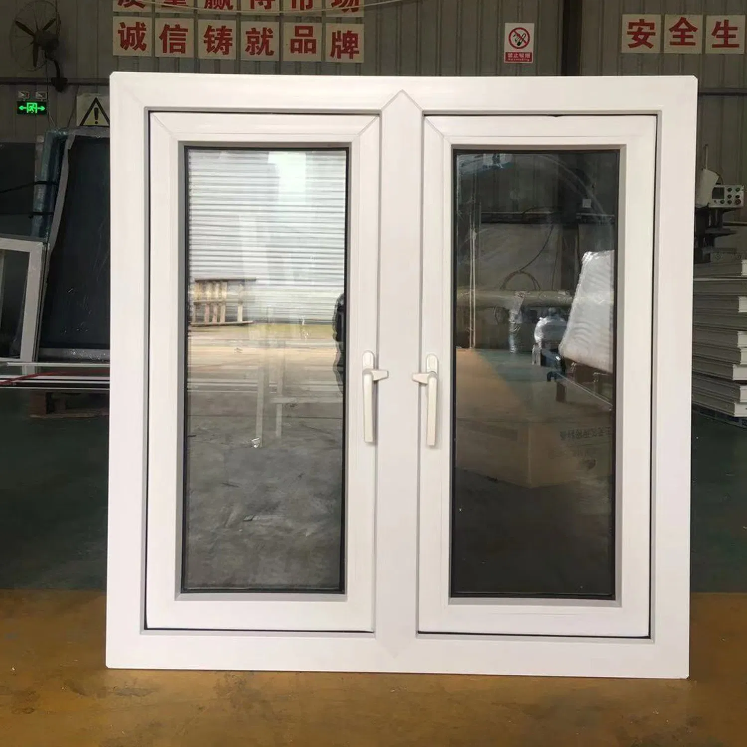 Custom Hurricane Impact PVC/UPVC Glass Casement Window for Floor Decoration
