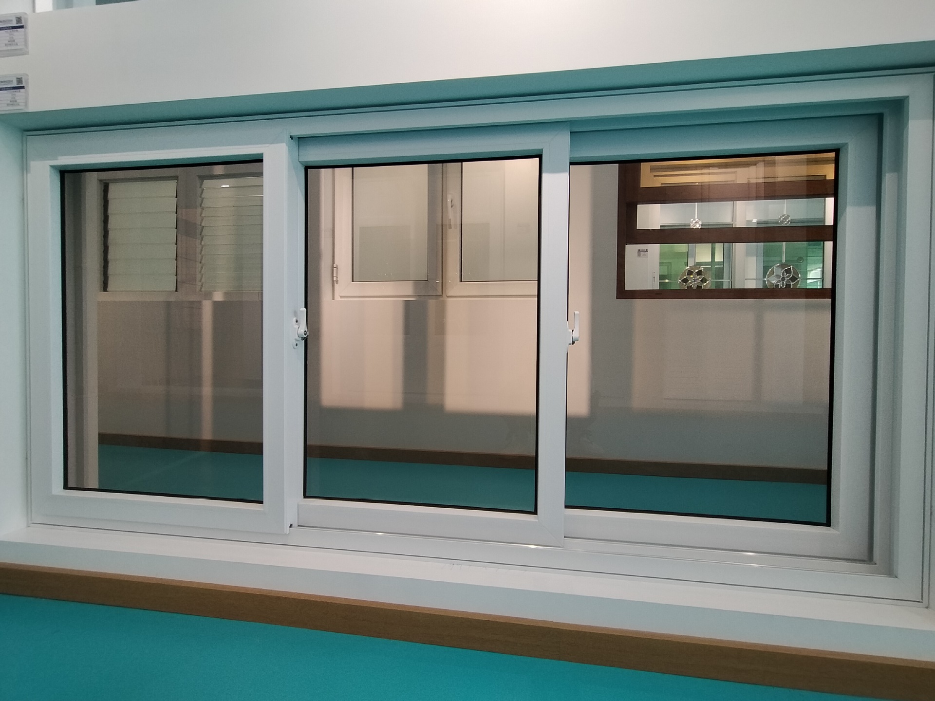 NUOXIN Hurricane Impact Modern Double Glazed Pvc Profile Black Upvc Windows And Doors Glass Horizontal Sliding Vinyl Window