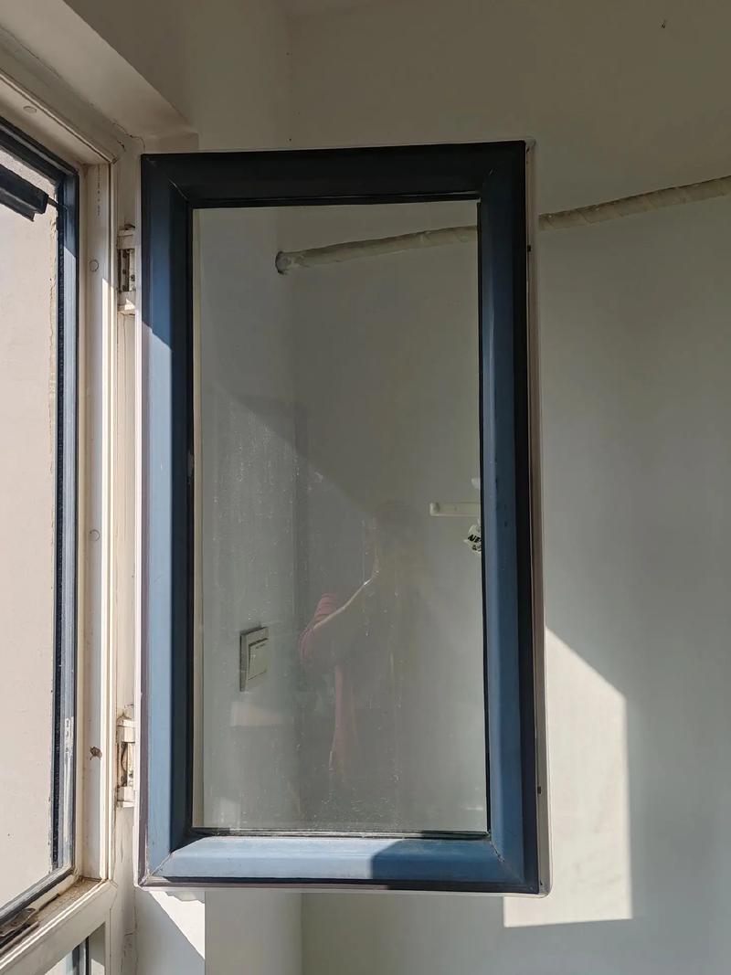 UPVC Fixed Horizontal Bay Window with Magnetic Screen and Soundproof Tropical Design 3-Year Warranty for Living Room