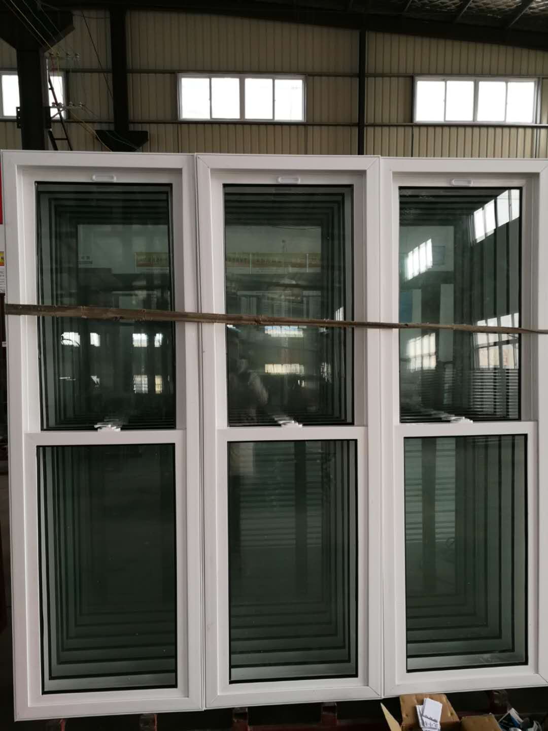 American Style UPVC/PVC Double Hung Vinyl windows With Low-e Glass and Grill for House windows