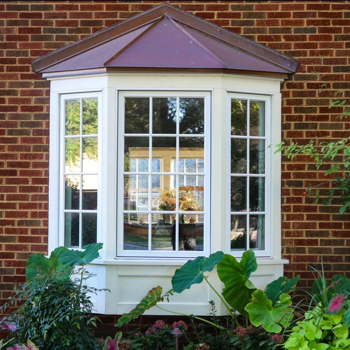 UPVC type large bay window factory pvc windows design and doors frame