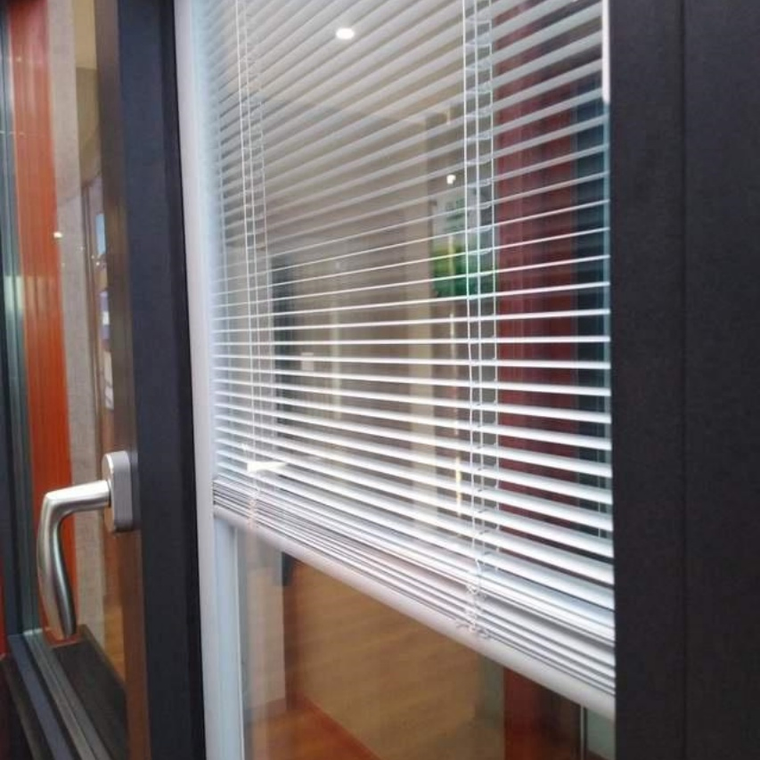 Aluminum/PVC/UPVC Folding/Casement Window and Door for Building Factory Price Safety Operation Finger Protection