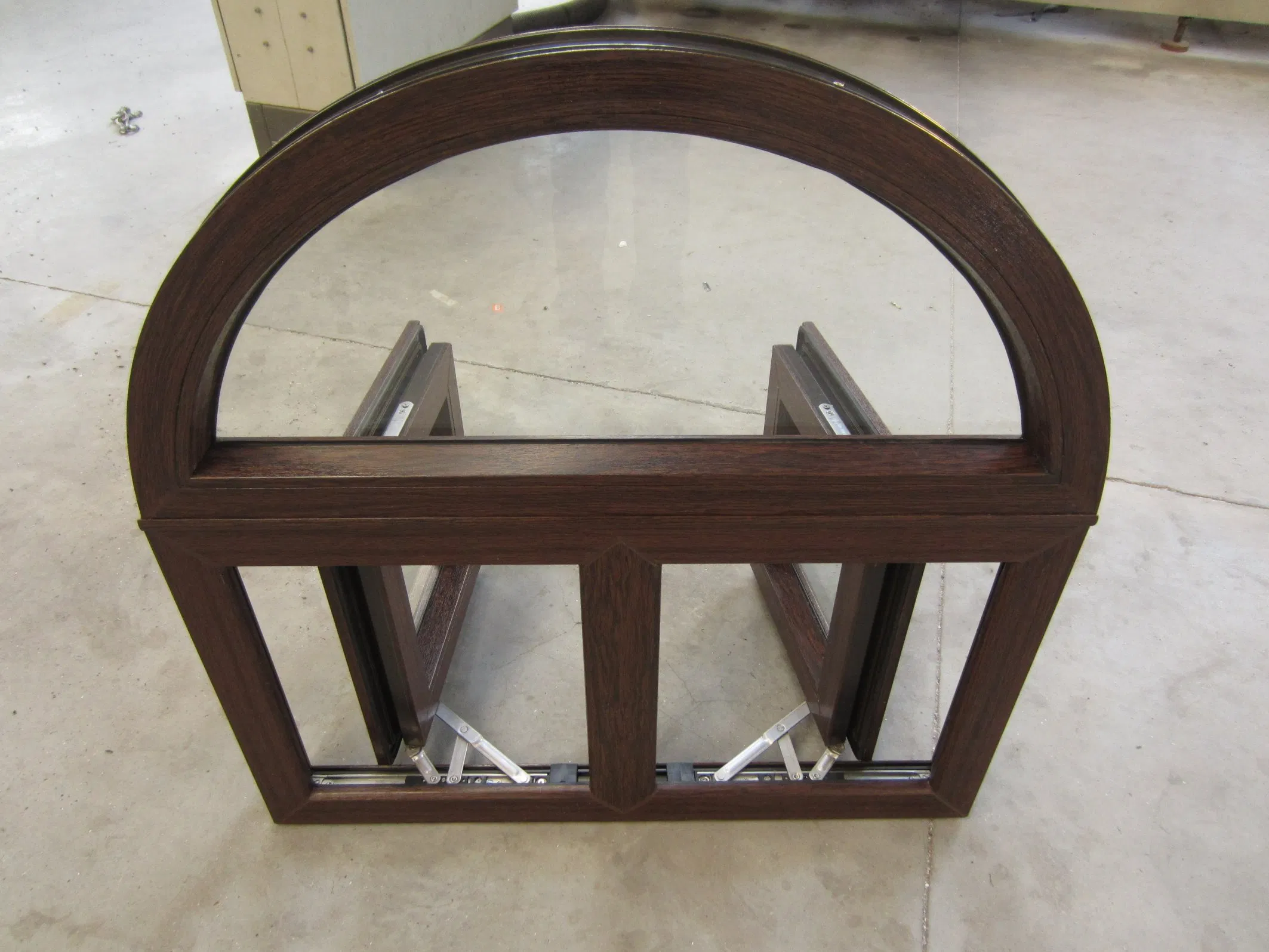 Customized Wood Color Soundproof UPVC/PVC Fixed Casement Window with Arch Top