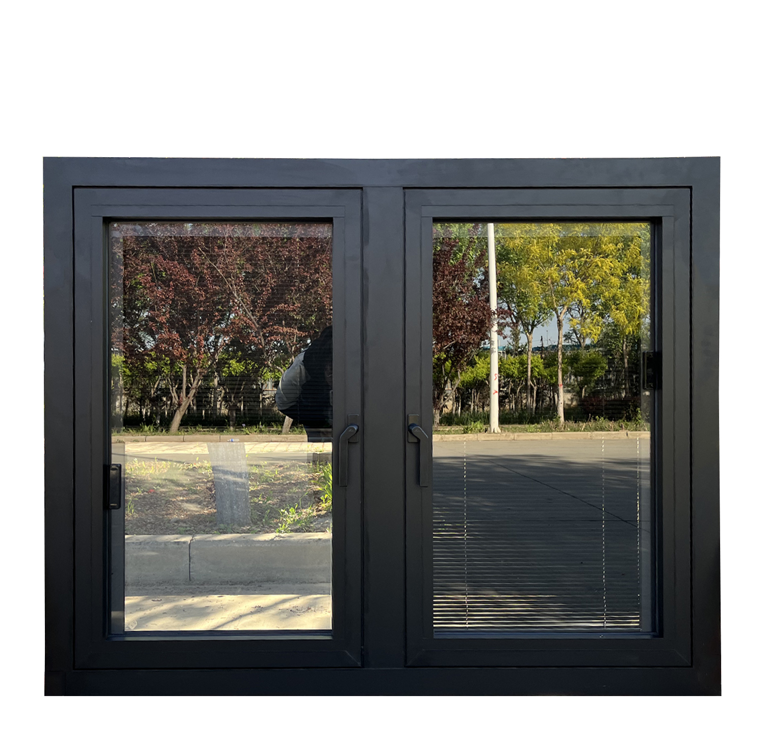 Penjoy Aluminum Alloy Modern Swing Casement Windows With Double Glazed Triple Insulated Glass Heat Insulation Fiberglass Screen