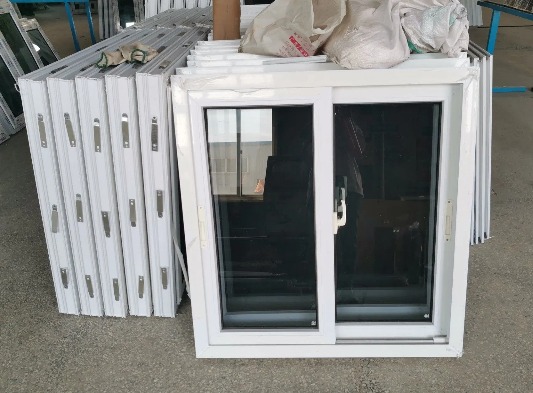 Simple Low Price UPVC Sliding Tinted Glass Window Vinyl Window for Residential