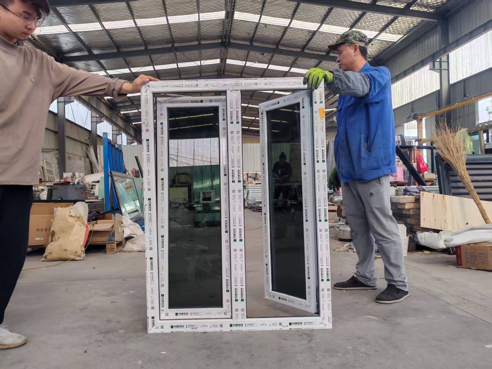 European Standard Hurricane Impact UPVC Tilt and Turn windows with Tinted Glass for Bahamas House