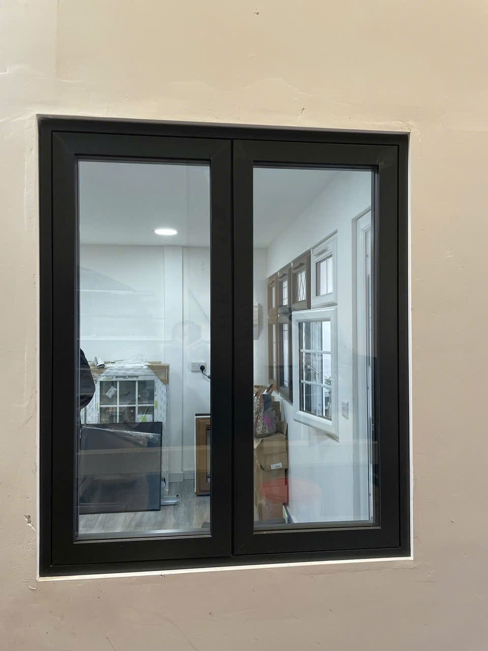 Contemporary Horizontal Aluminum Alloy PVC Rolling Tempered Glass Window Multi-Chamber Superior Thermal Insulation Noise