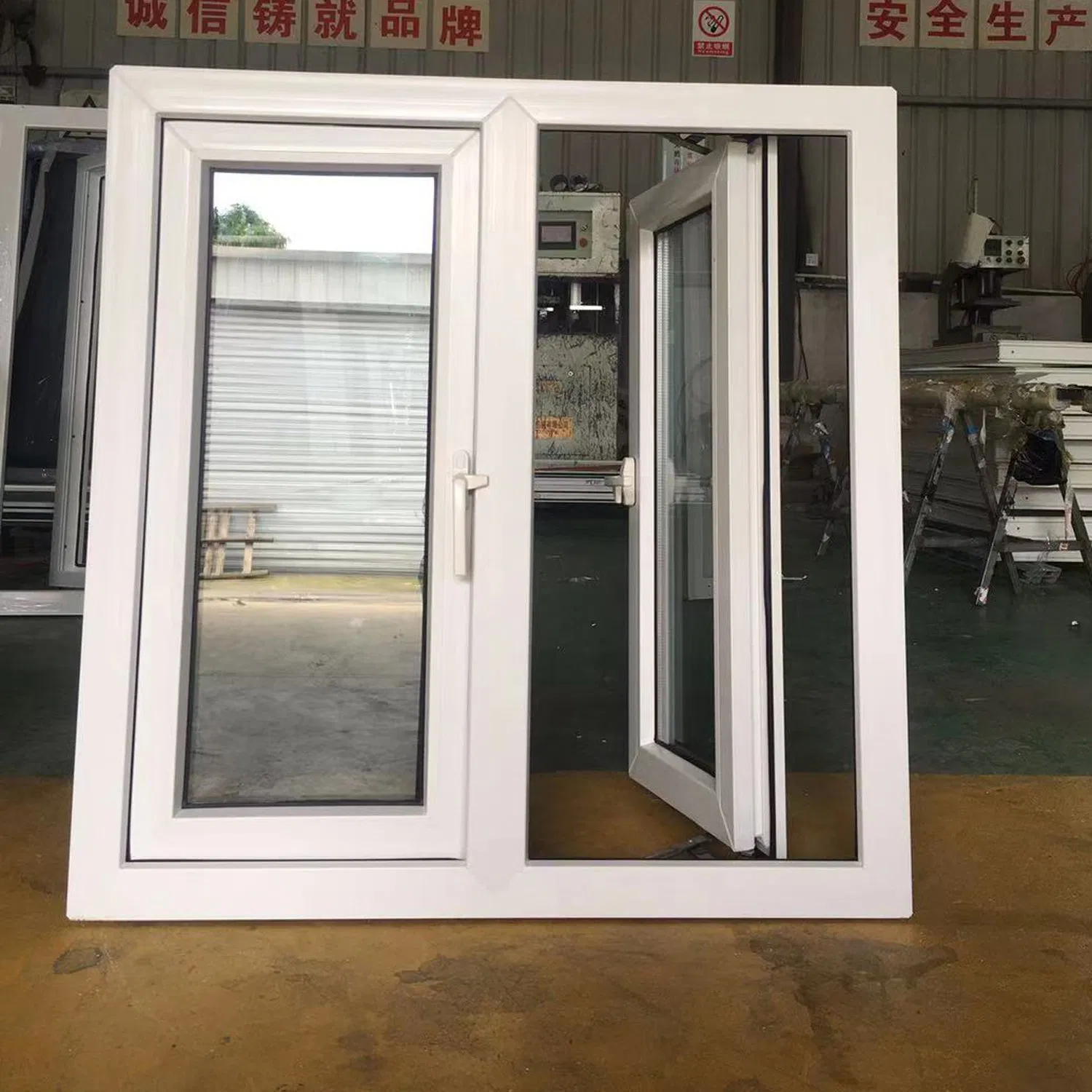 Custom Hurricane Impact PVC/UPVC Glass Casement Window for Floor Decoration