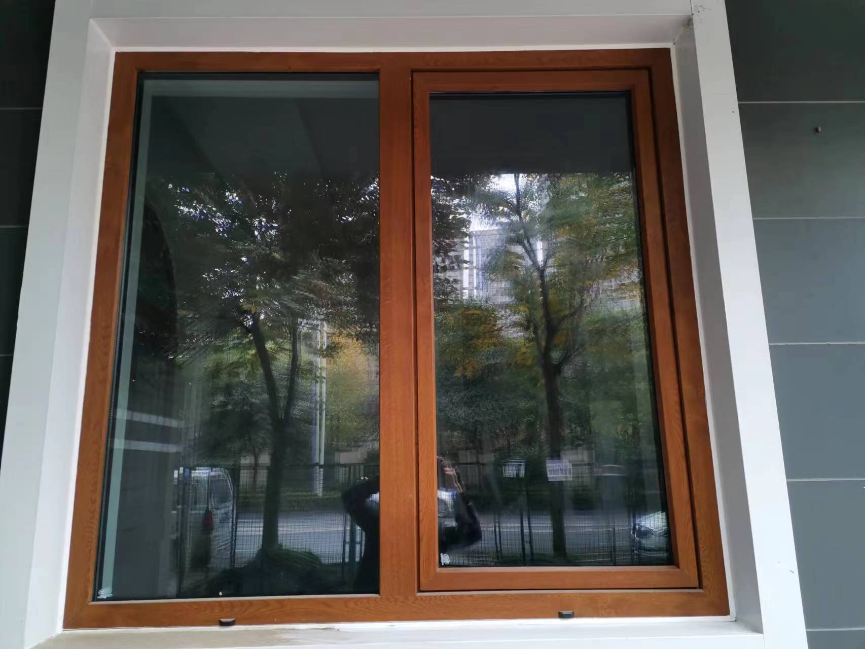 Superhouse High Quality Multiple Chamber UPVC Windows and Doors for Villas with Cheap Price