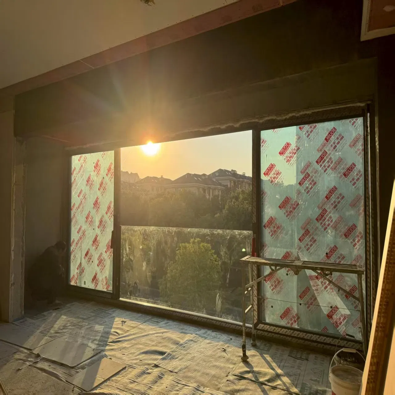 Premium Custom UPVC Aluminum Tilt Turn Skylight Windows