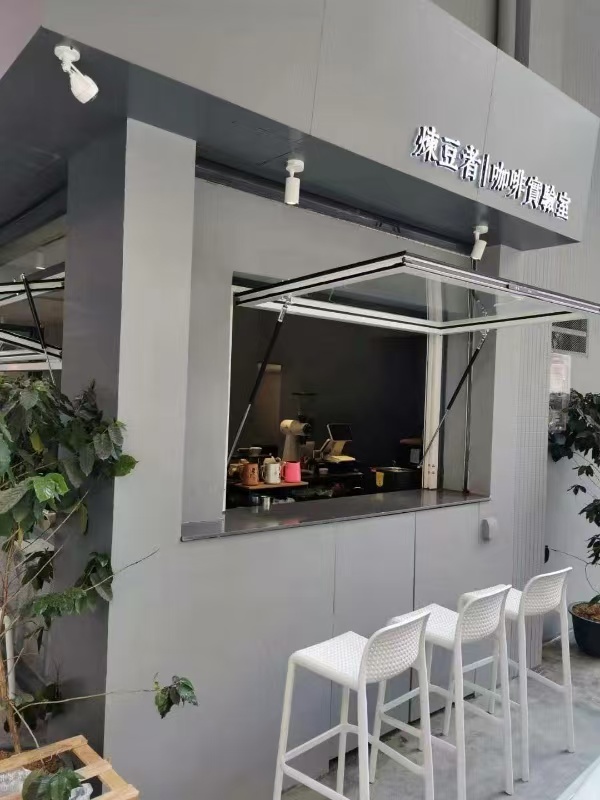 Modern Home UPVC Casement Bow Windows Swing Open Style Pvc Frame French Grille Stainless Steel Louver Bay Window Insulation