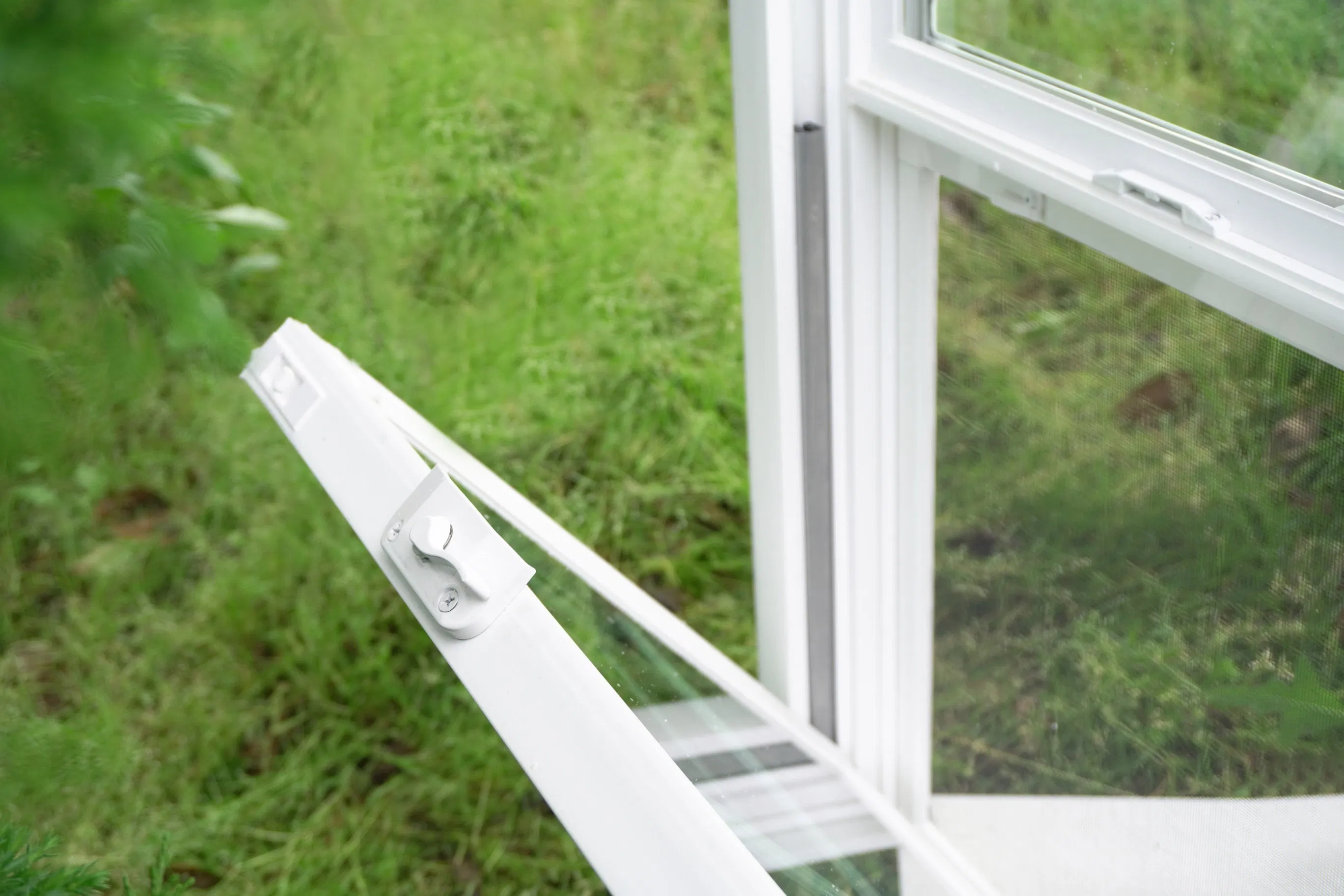 Best Price Residential UPVC Aluminum Vertical Sliding Windows Single Hung for Buildings